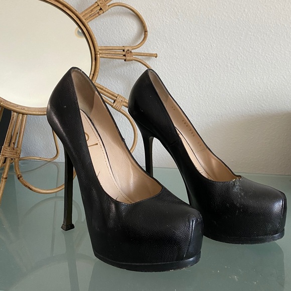 Yves Saint Laurent Shoes - MDW SPECIAL ****** YSL TRIBUTE PUMP